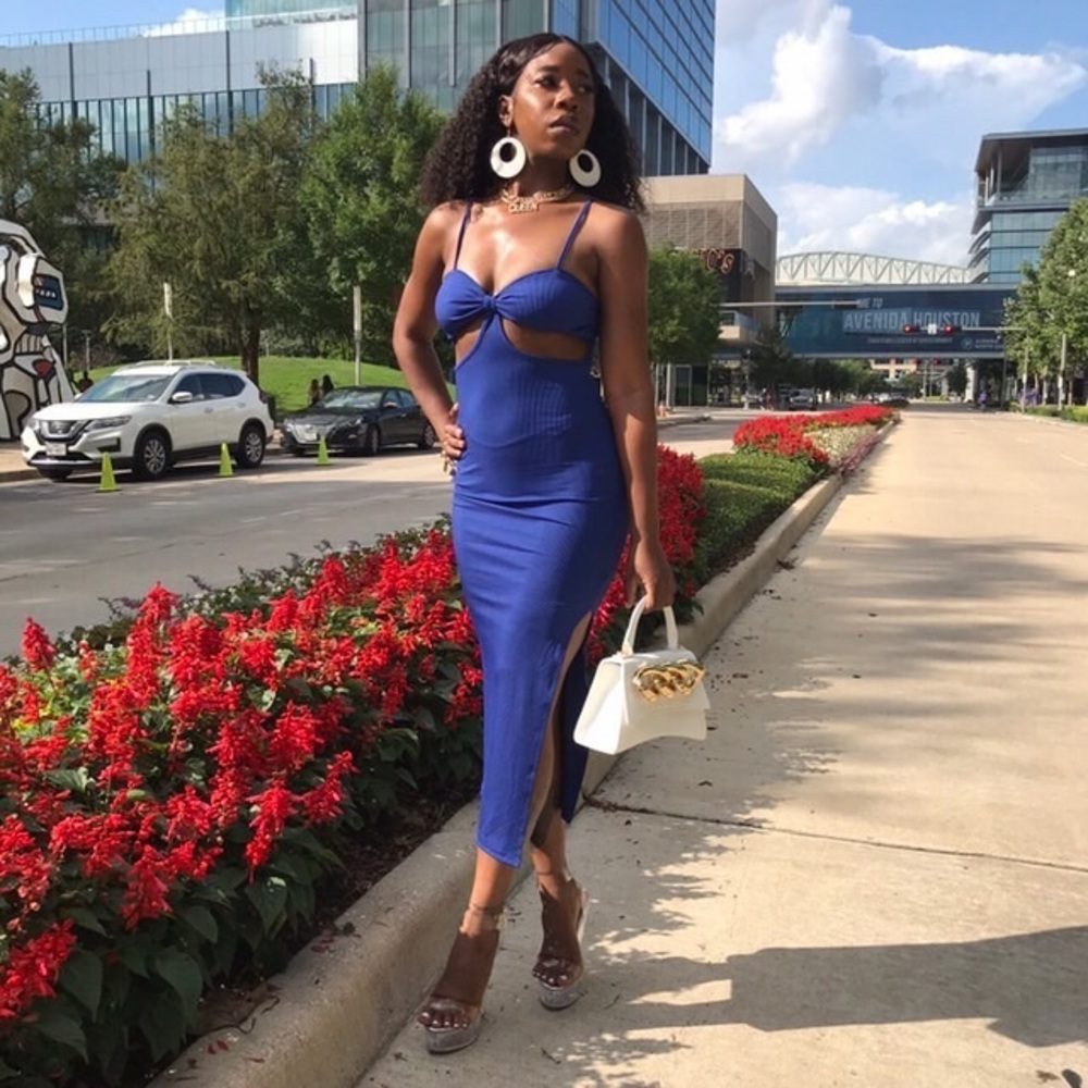 Women dress